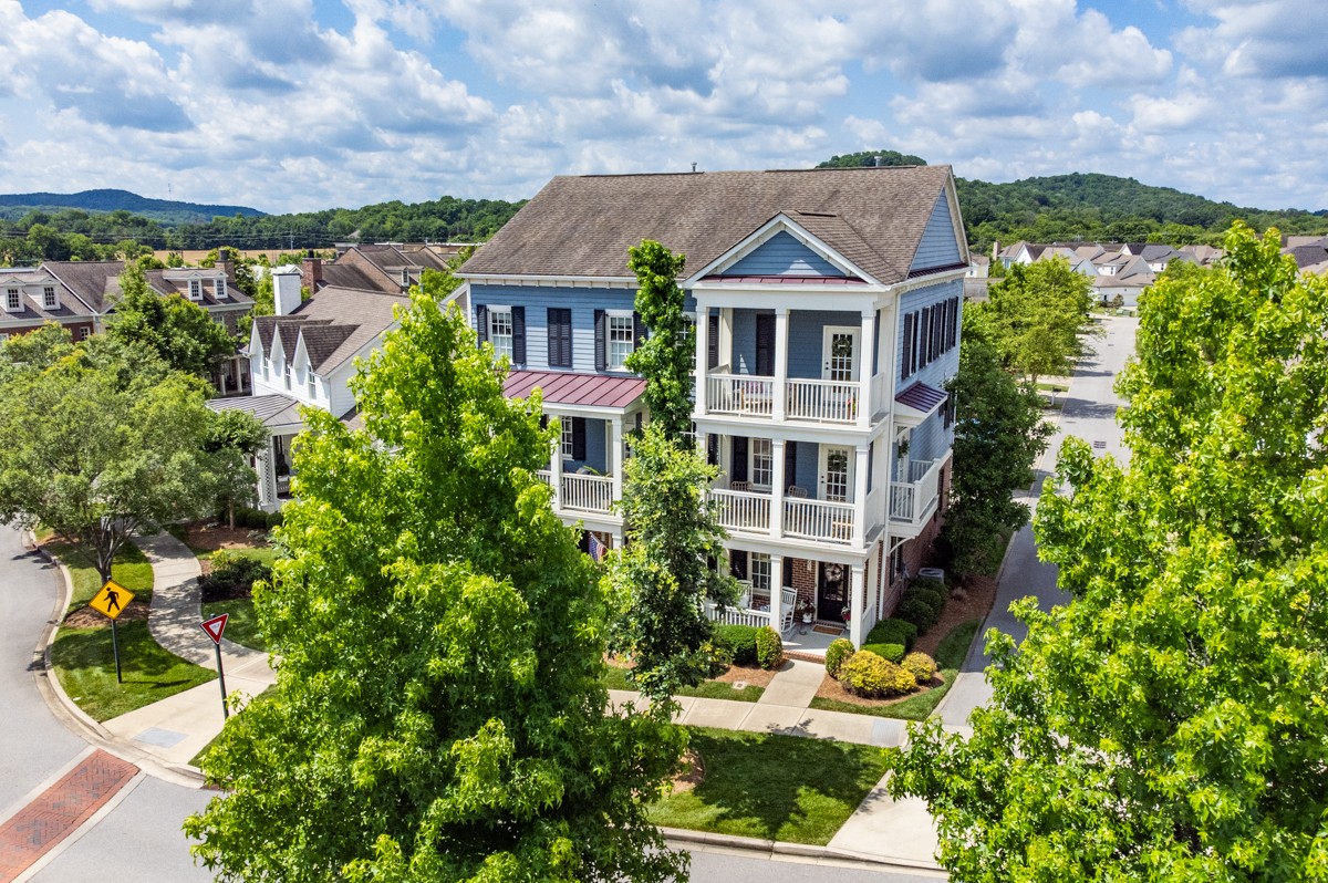 5003 Captain Freeman Pkwy