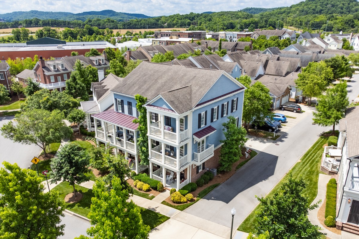 5003 Captain Freeman Pkwy