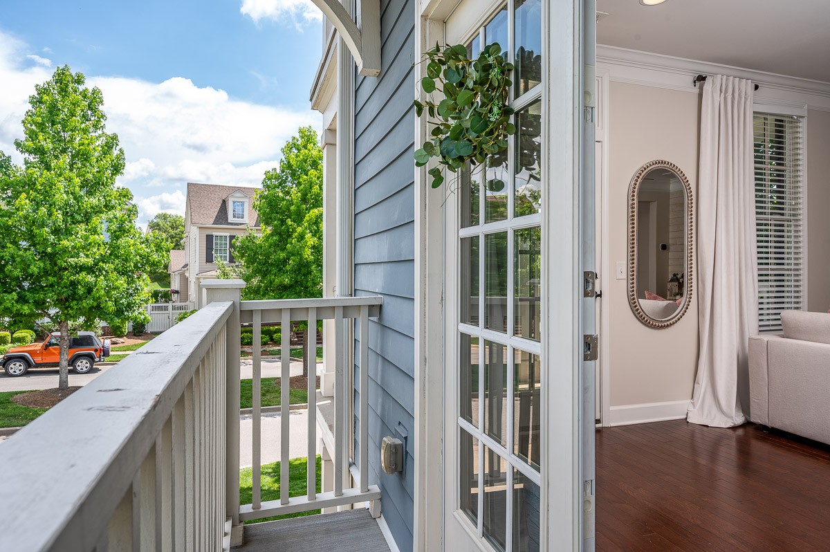 5003 Captain Freeman Pkwy