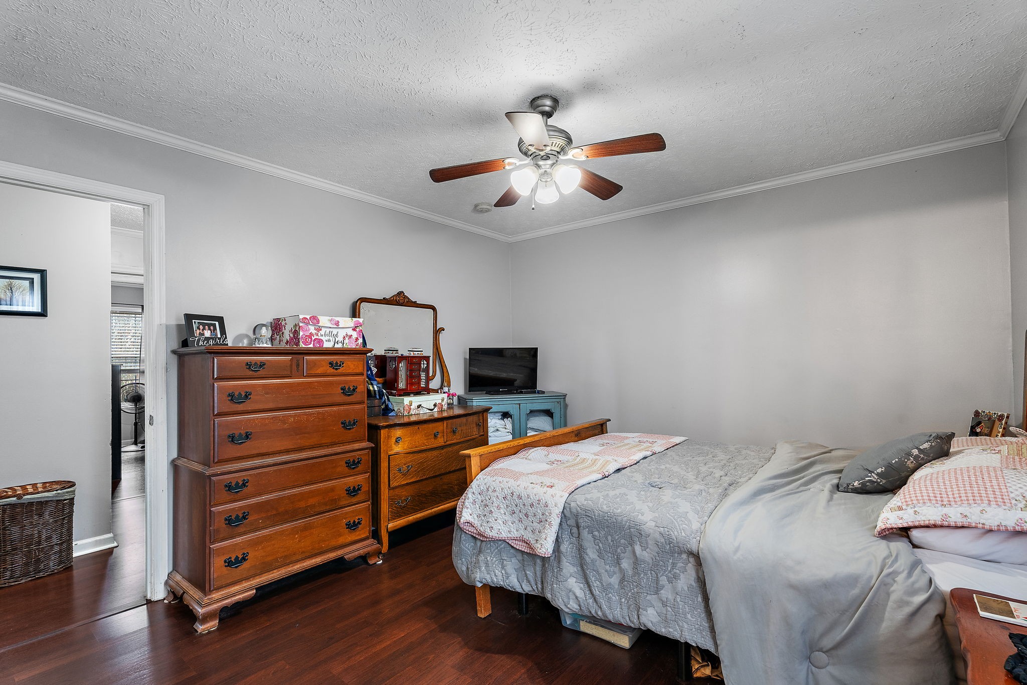 405 Indian Hills Ct