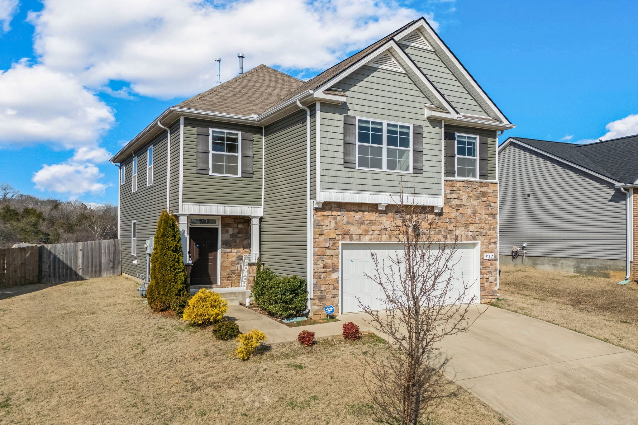717 Prominence Rd
