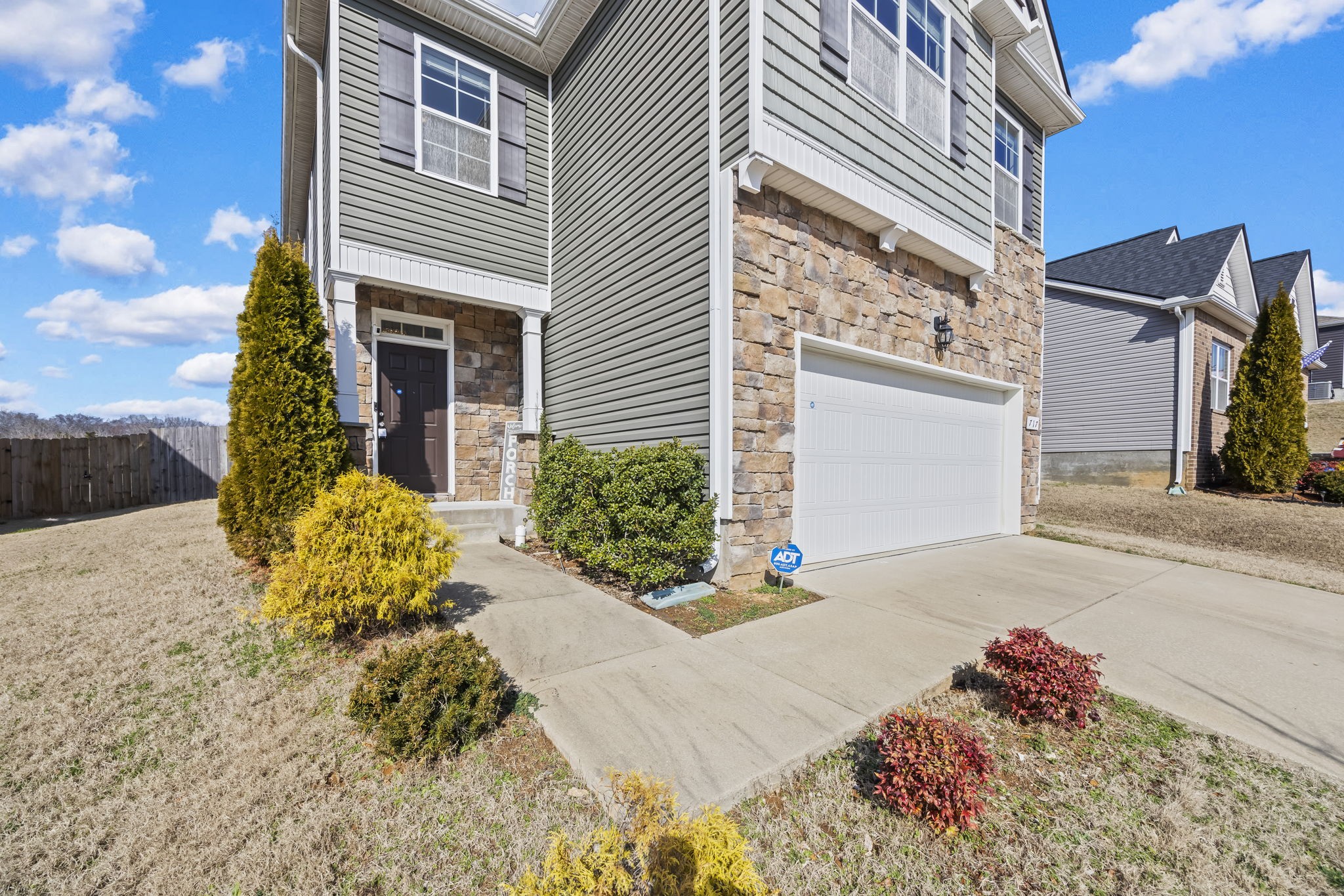 717 Prominence Rd