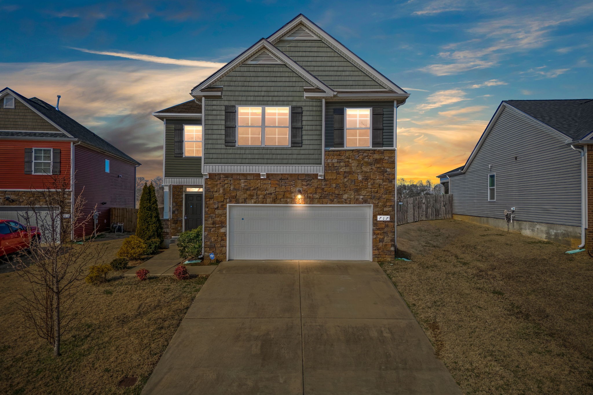 717 Prominence Rd
