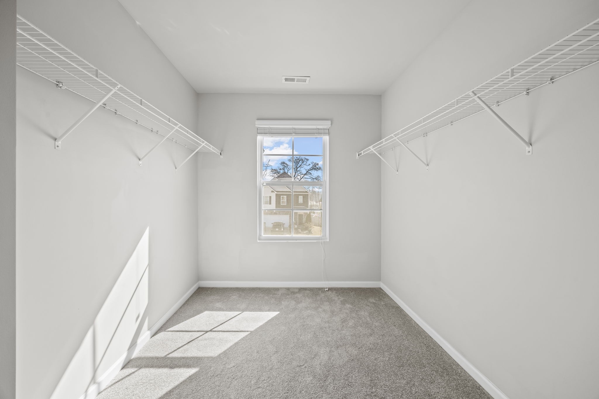 717 Prominence Rd