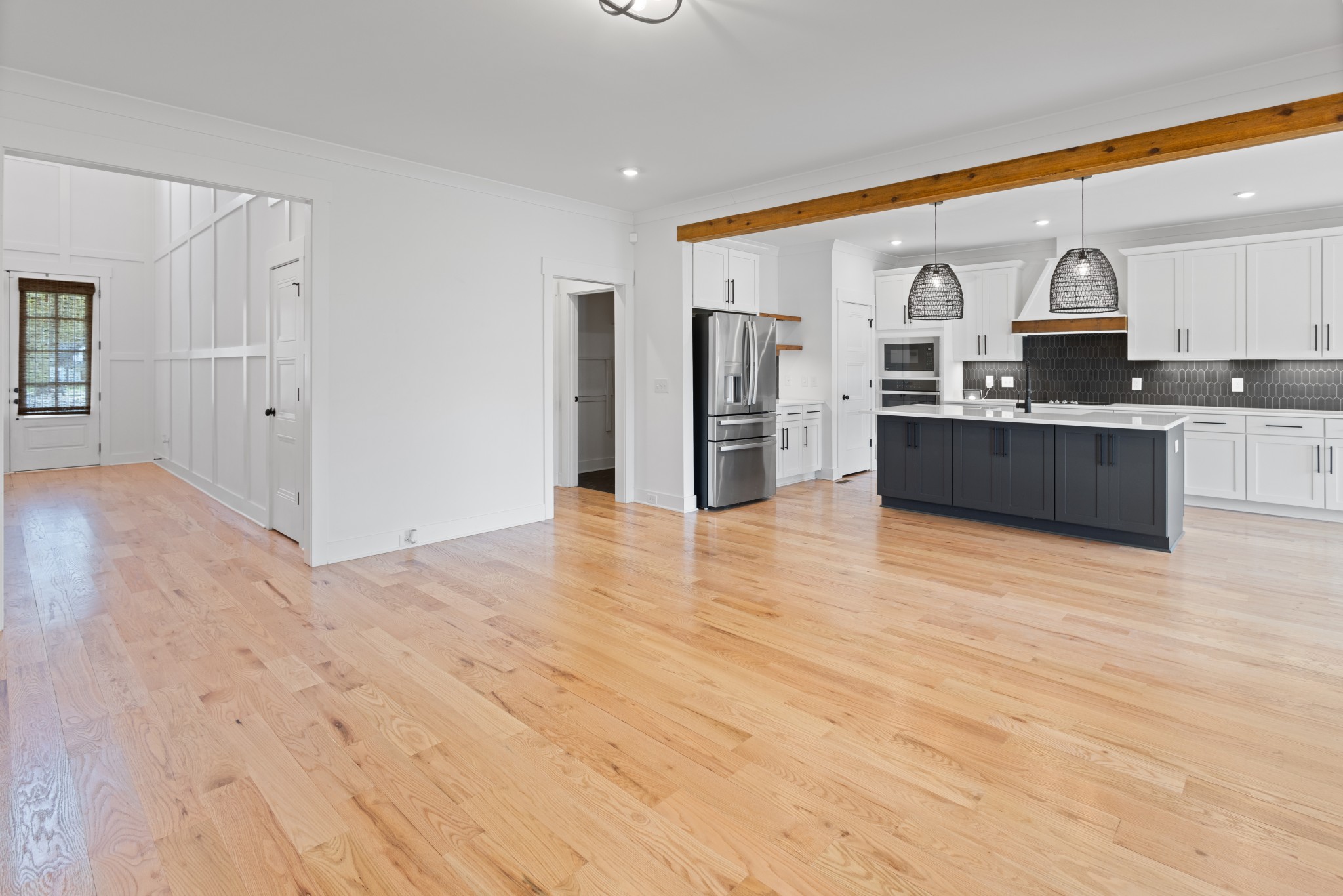 6913 Pembrooke Farms Dr