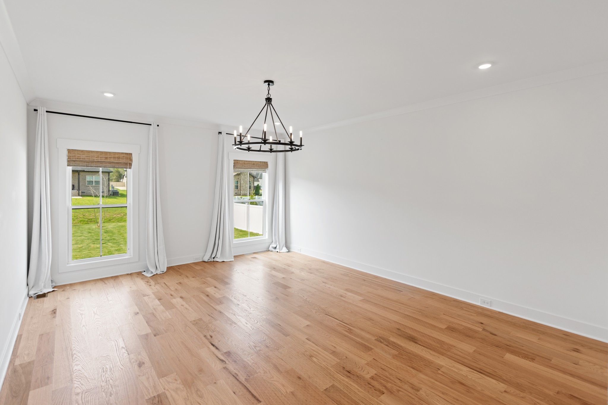 6913 Pembrooke Farms Dr