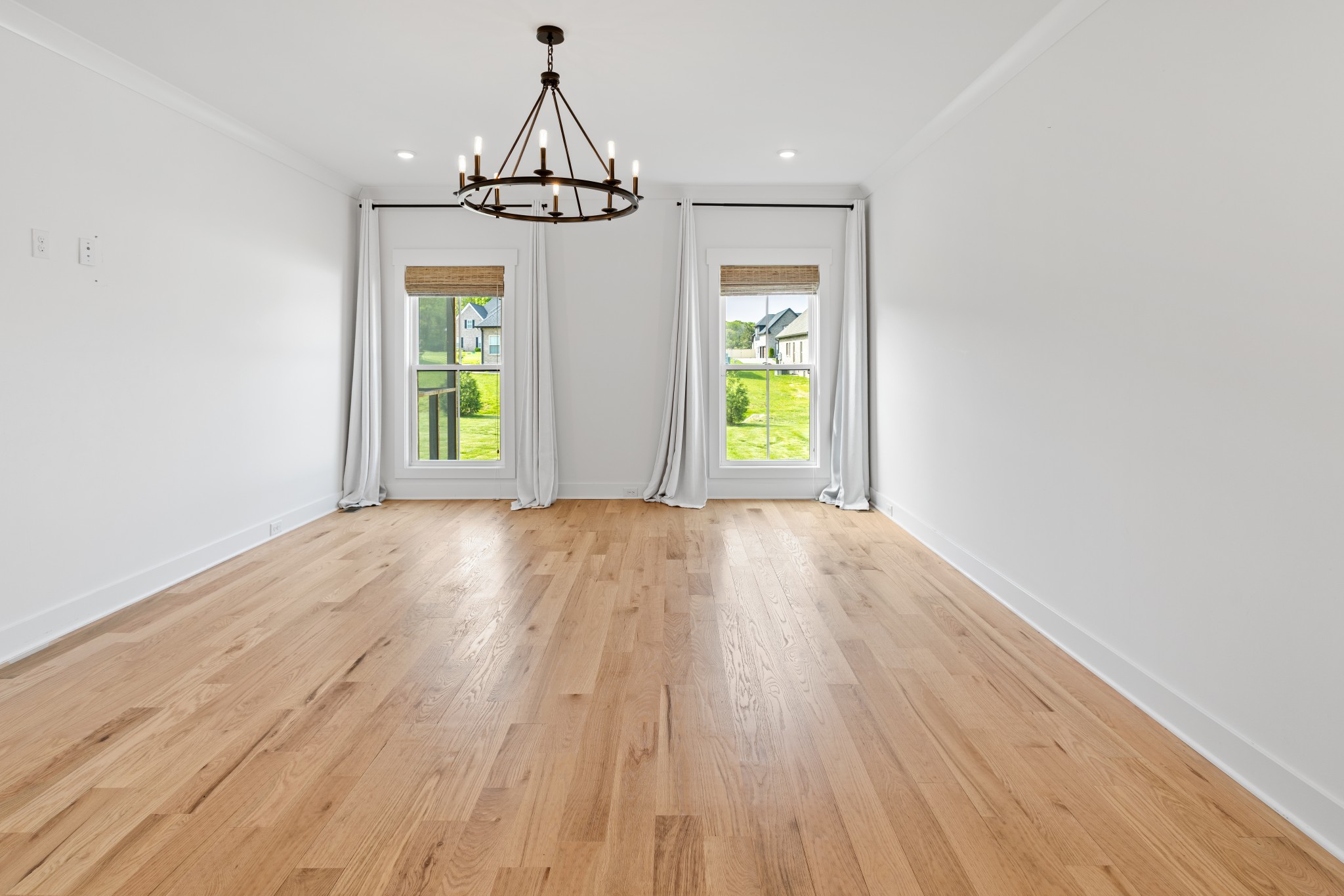 6913 Pembrooke Farms Dr