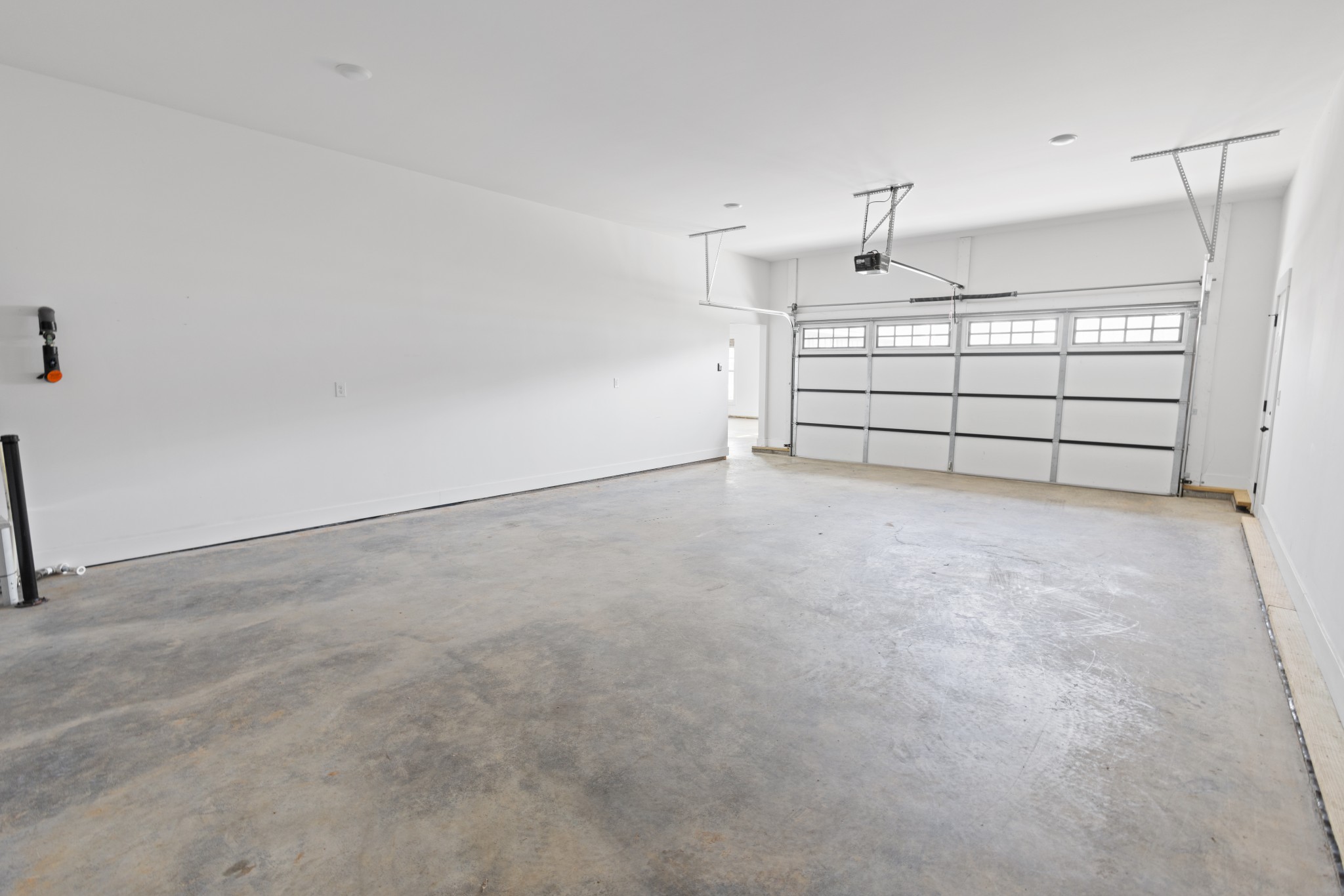 6913 Pembrooke Farms Dr