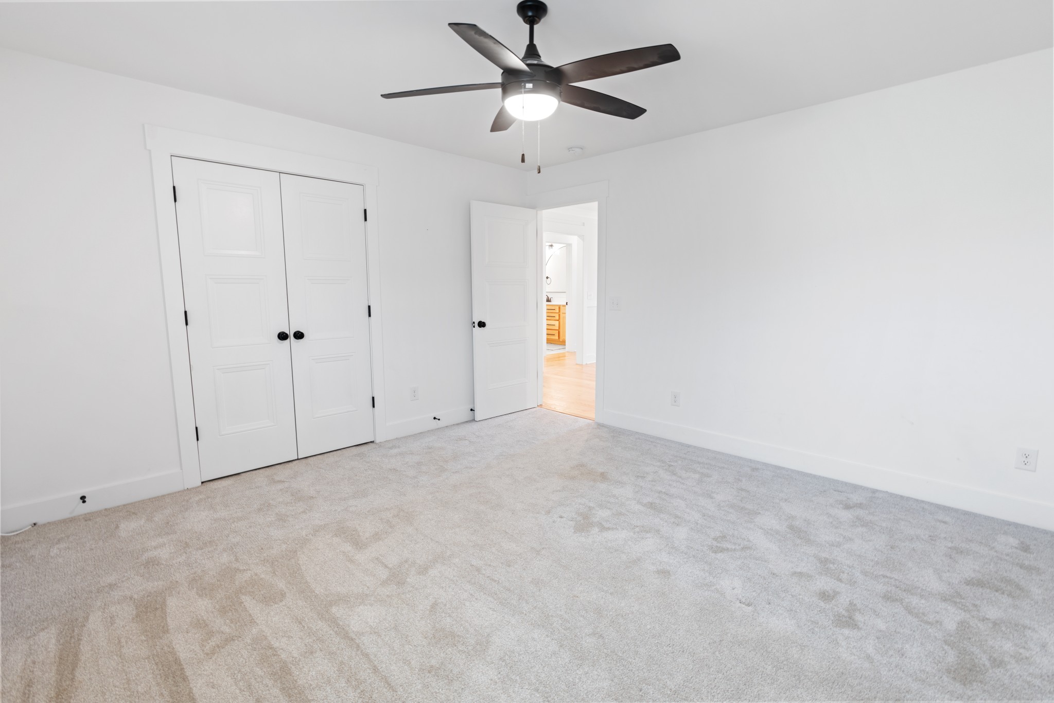 6913 Pembrooke Farms Dr