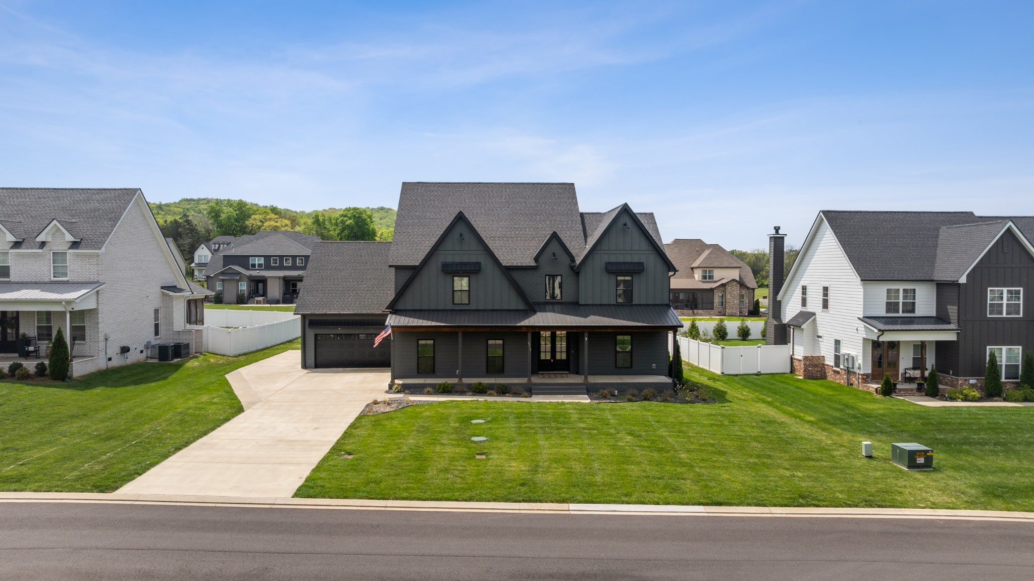 6913 Pembrooke Farms Dr