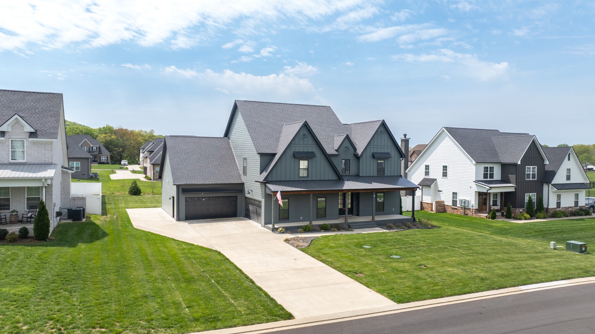 6913 Pembrooke Farms Dr