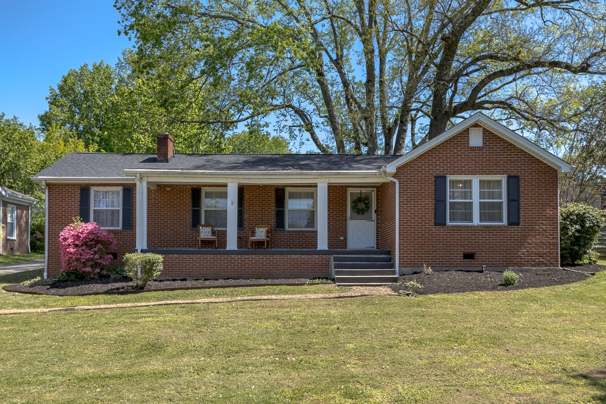1211 Trotwood Ave