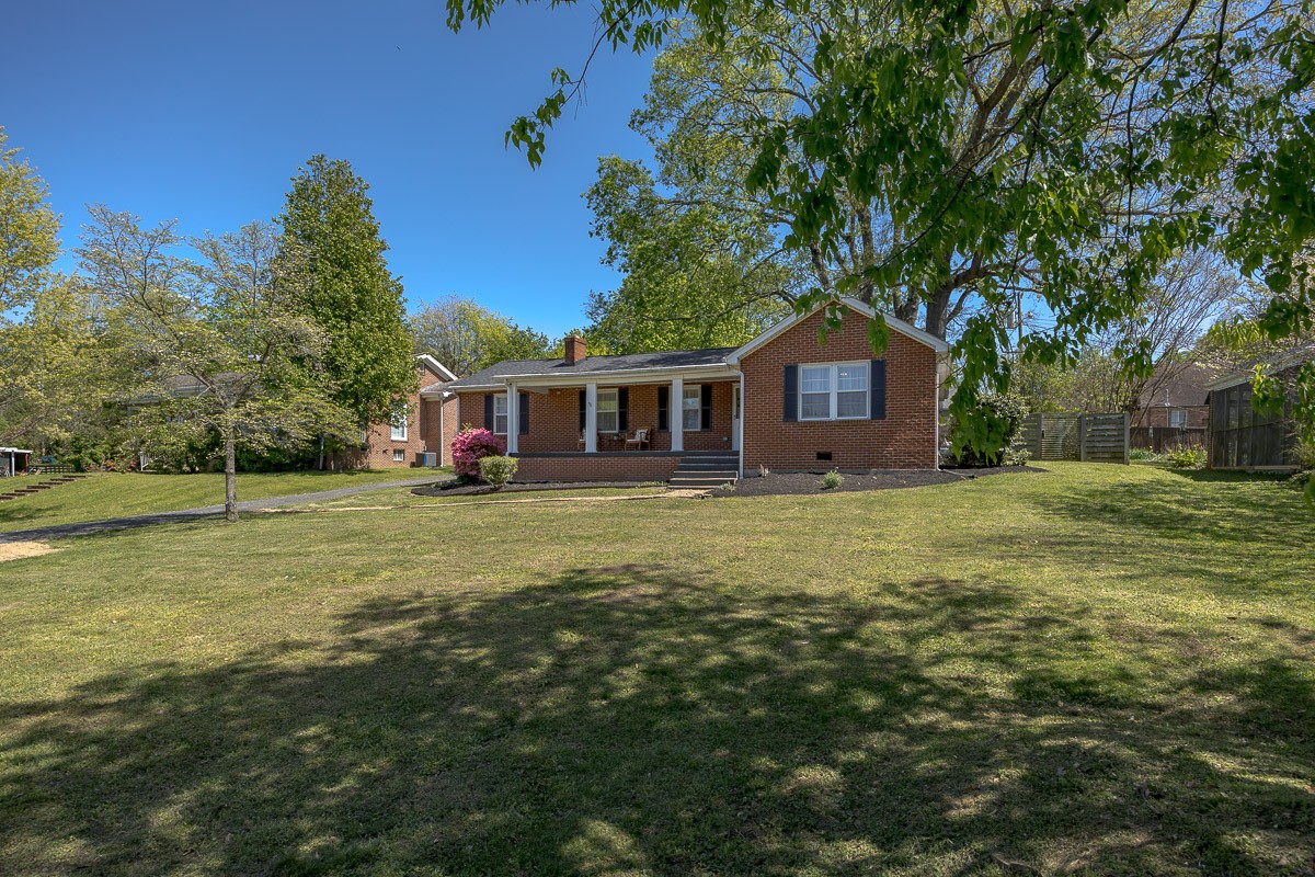 1211 Trotwood Ave