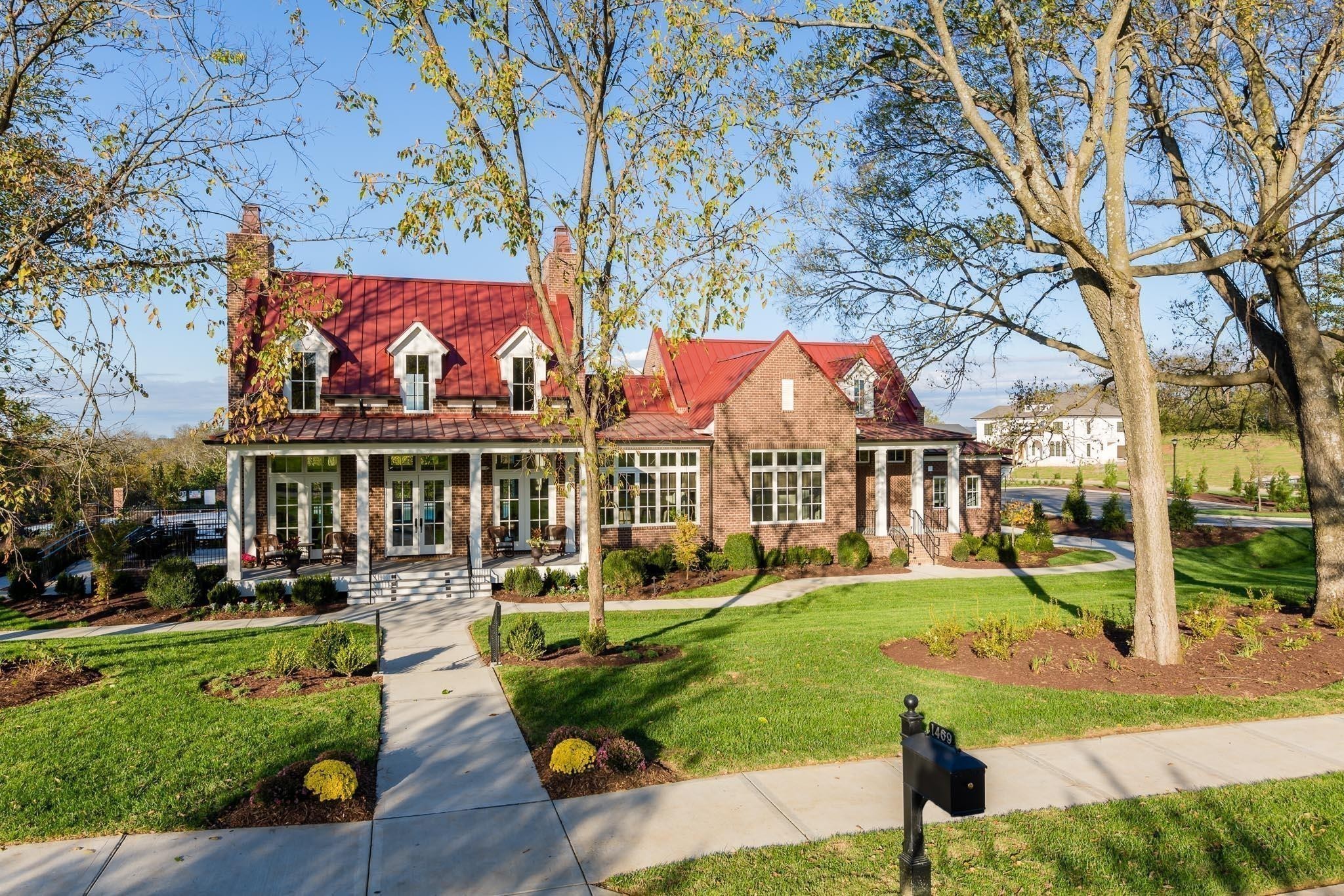 9226 Lehigh Dr