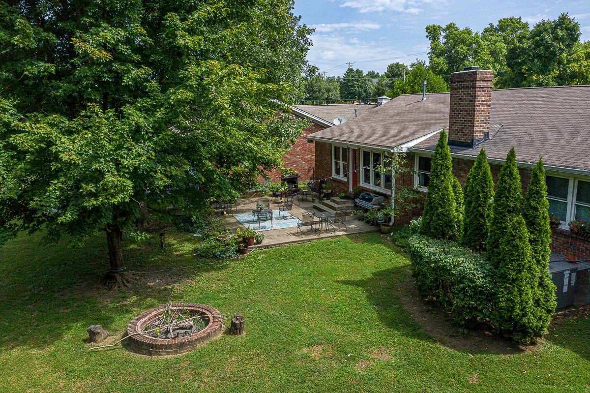 915 Wilson Pike