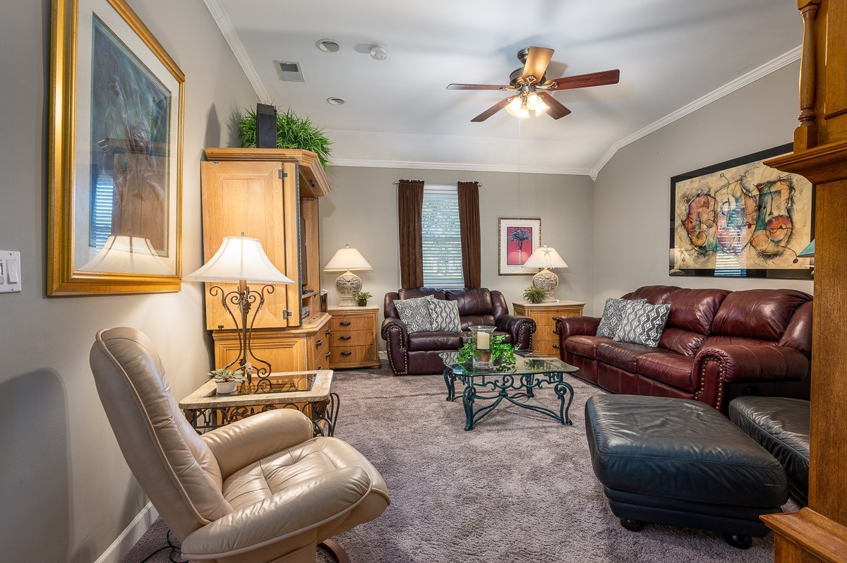 915 Wilson Pike