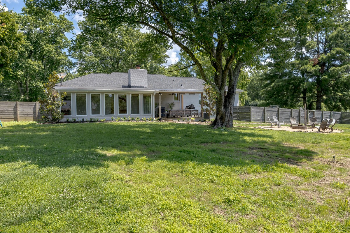 109 Poplar St