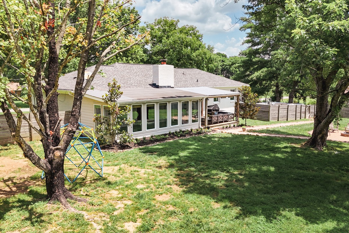 109 Poplar St