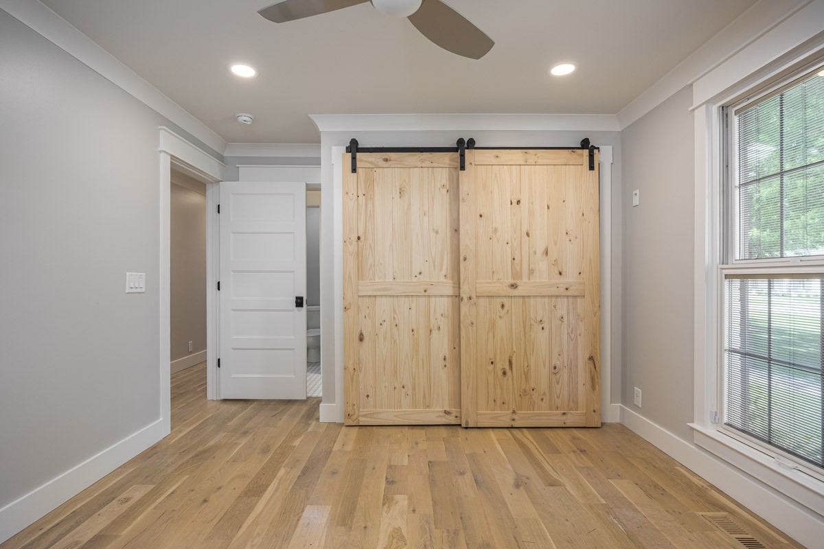 109 Poplar St