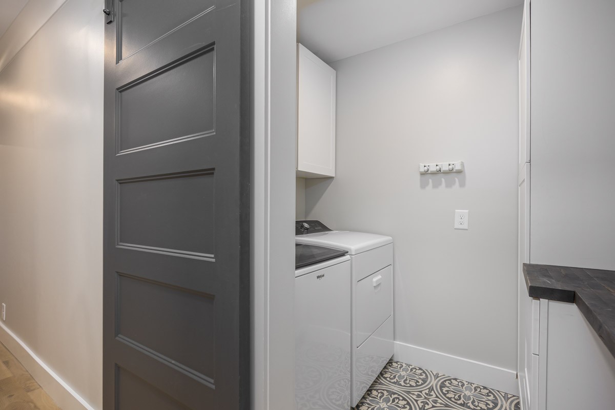 109 Poplar St