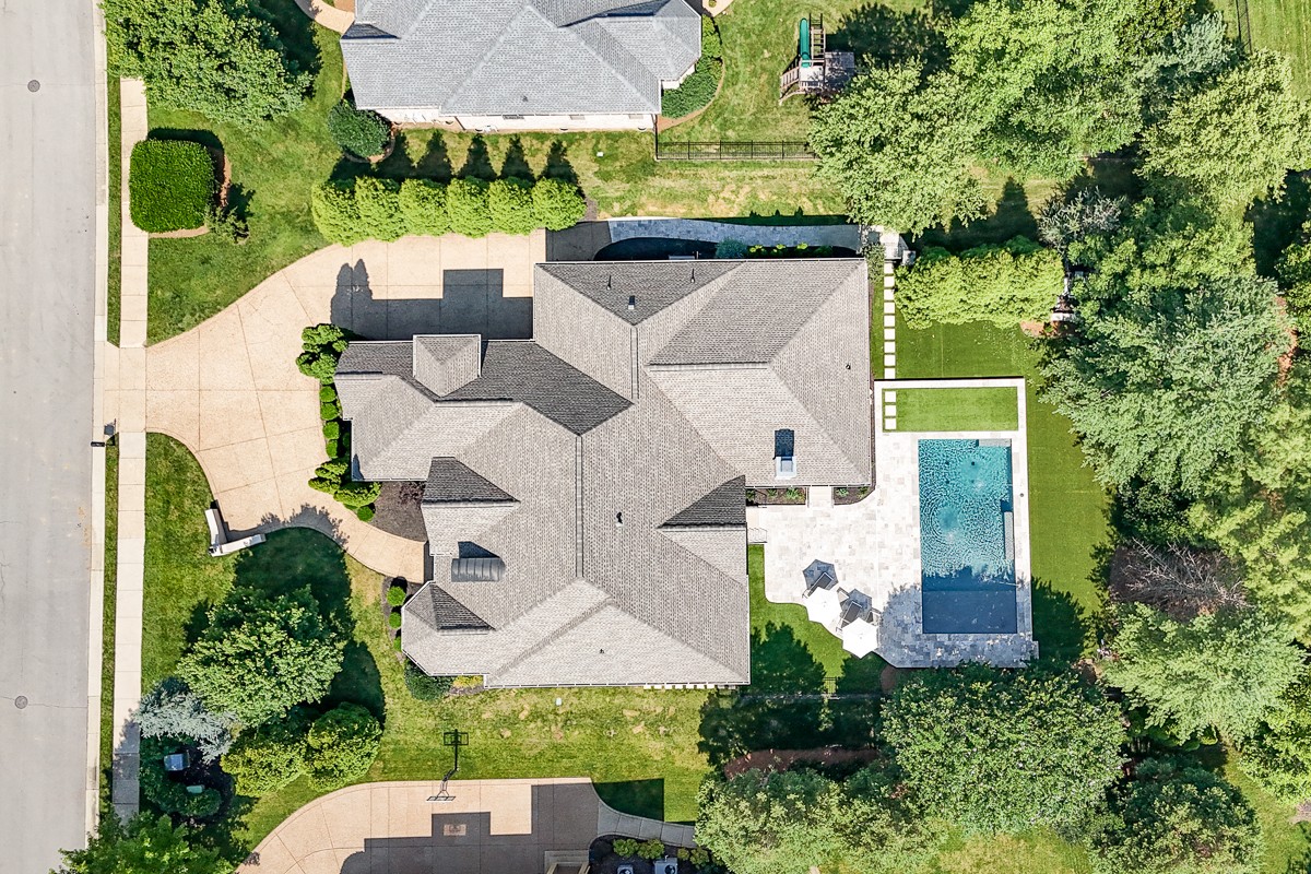 9710 Onyx Ln