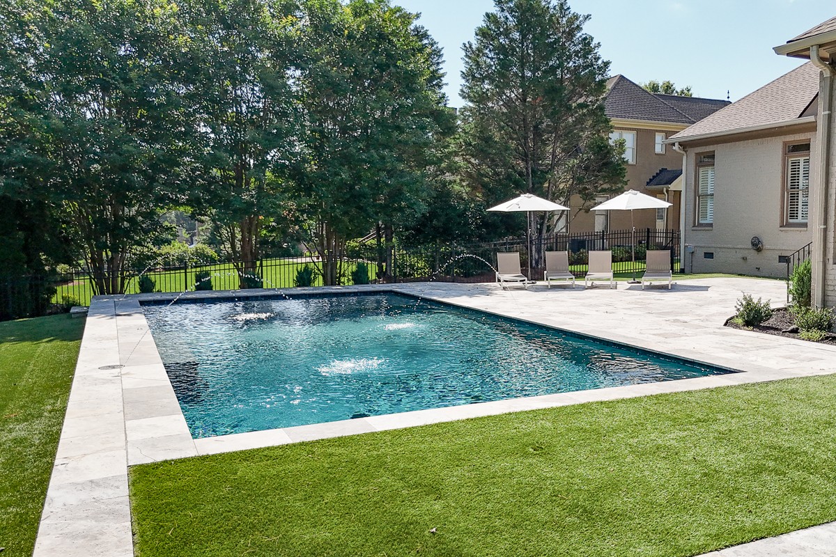 9710 Onyx Ln
