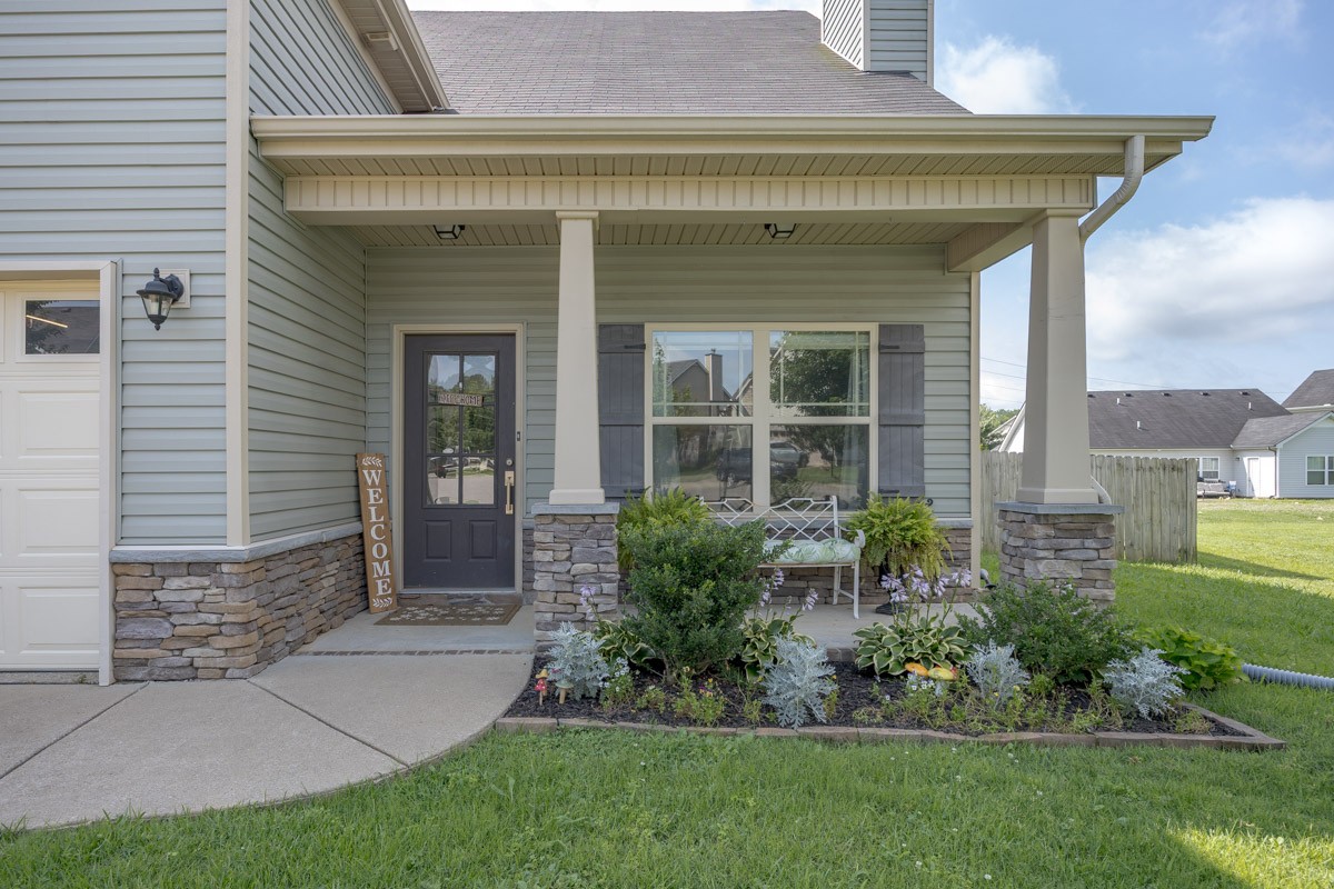 8008 Lakota Ct