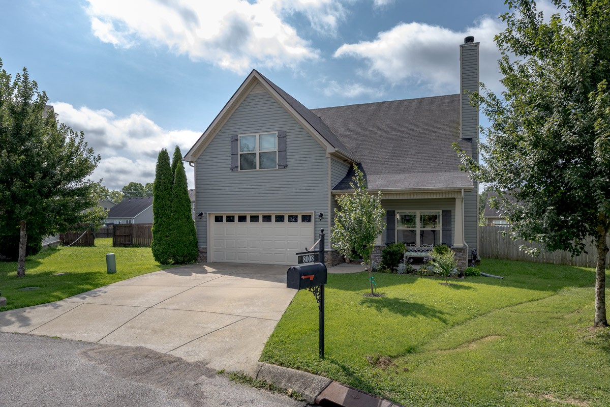 8008 Lakota Ct