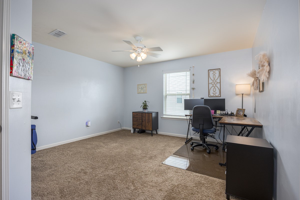 8008 Lakota Ct