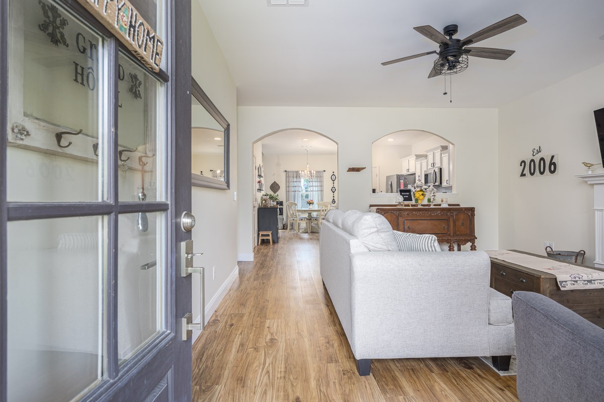 8008 Lakota Ct