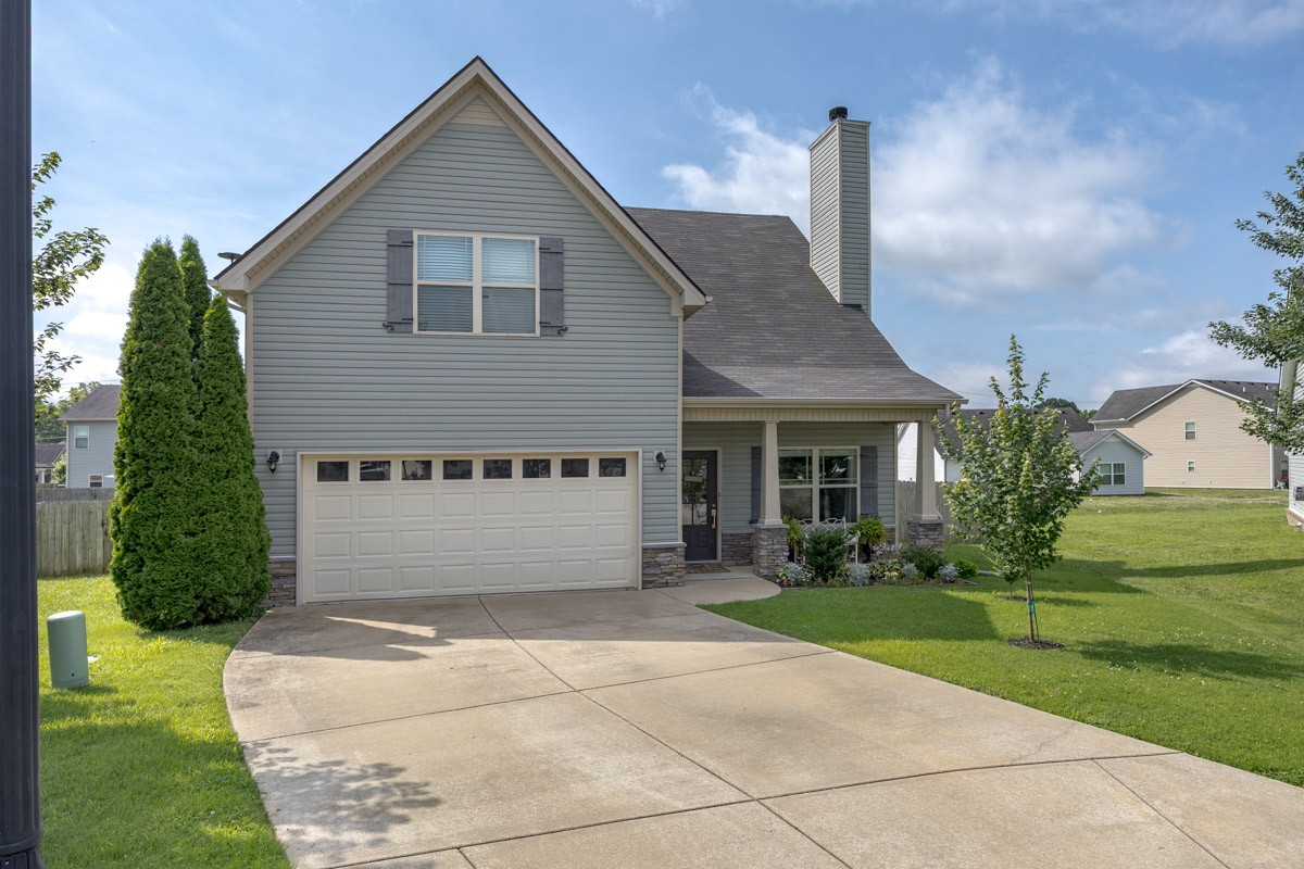 8008 Lakota Ct