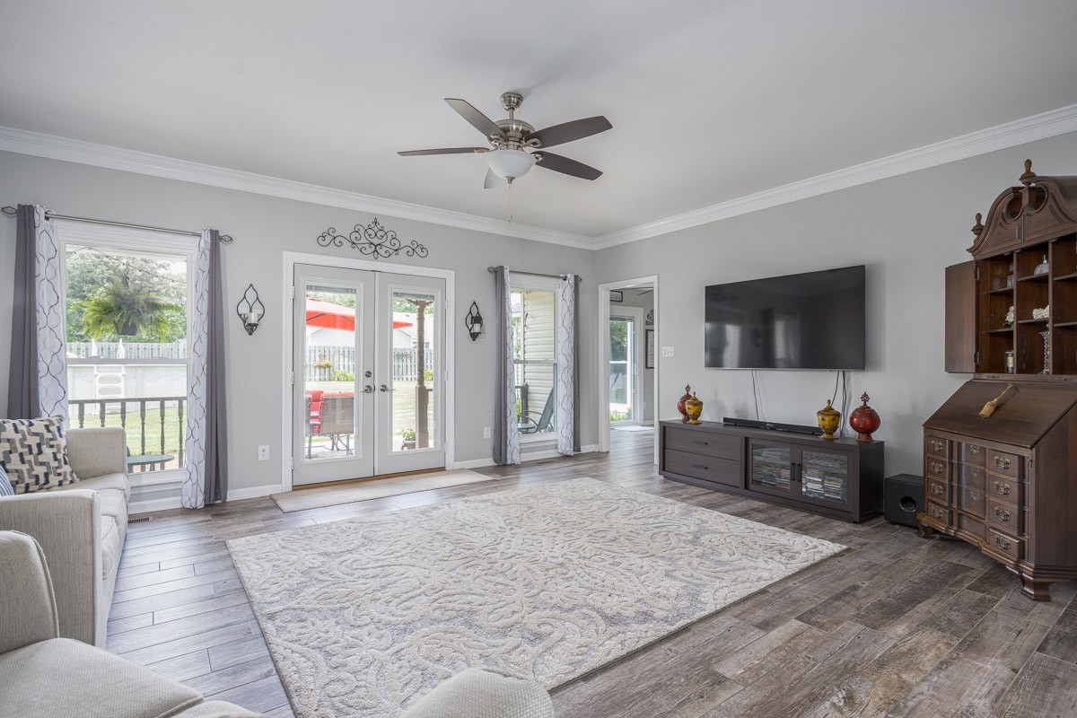 105 Dale Ct