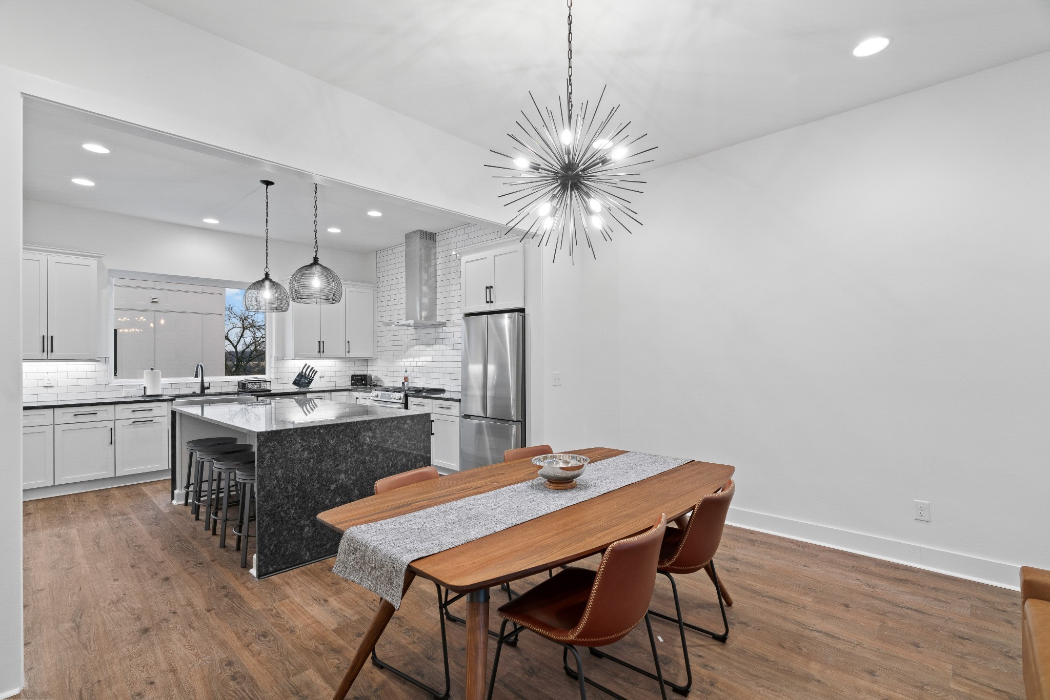 910 Youngs Ln Unit: 3