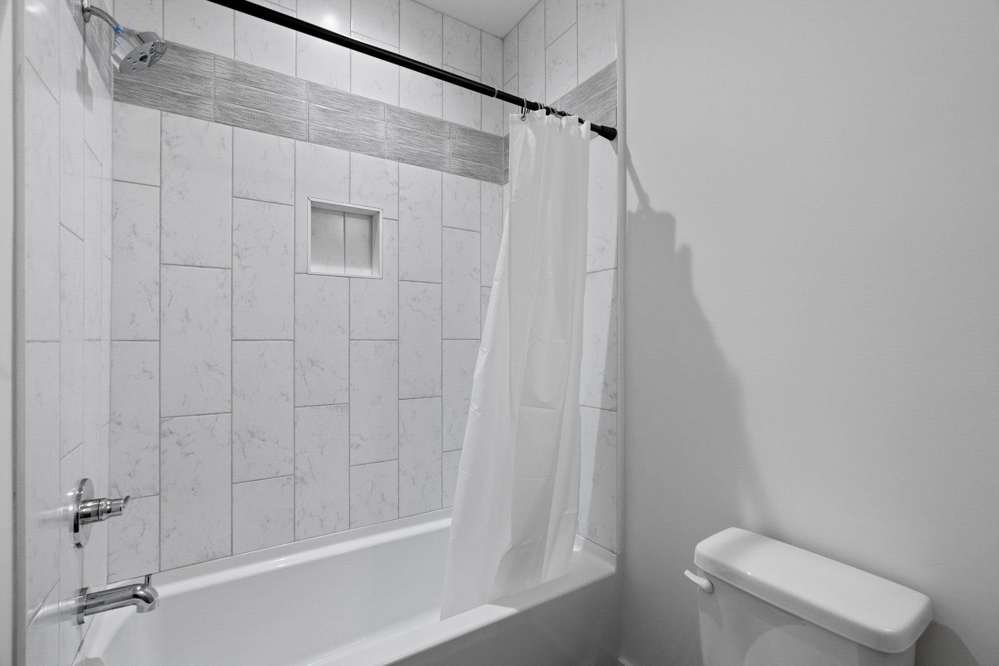 910 Youngs Ln Unit: 3