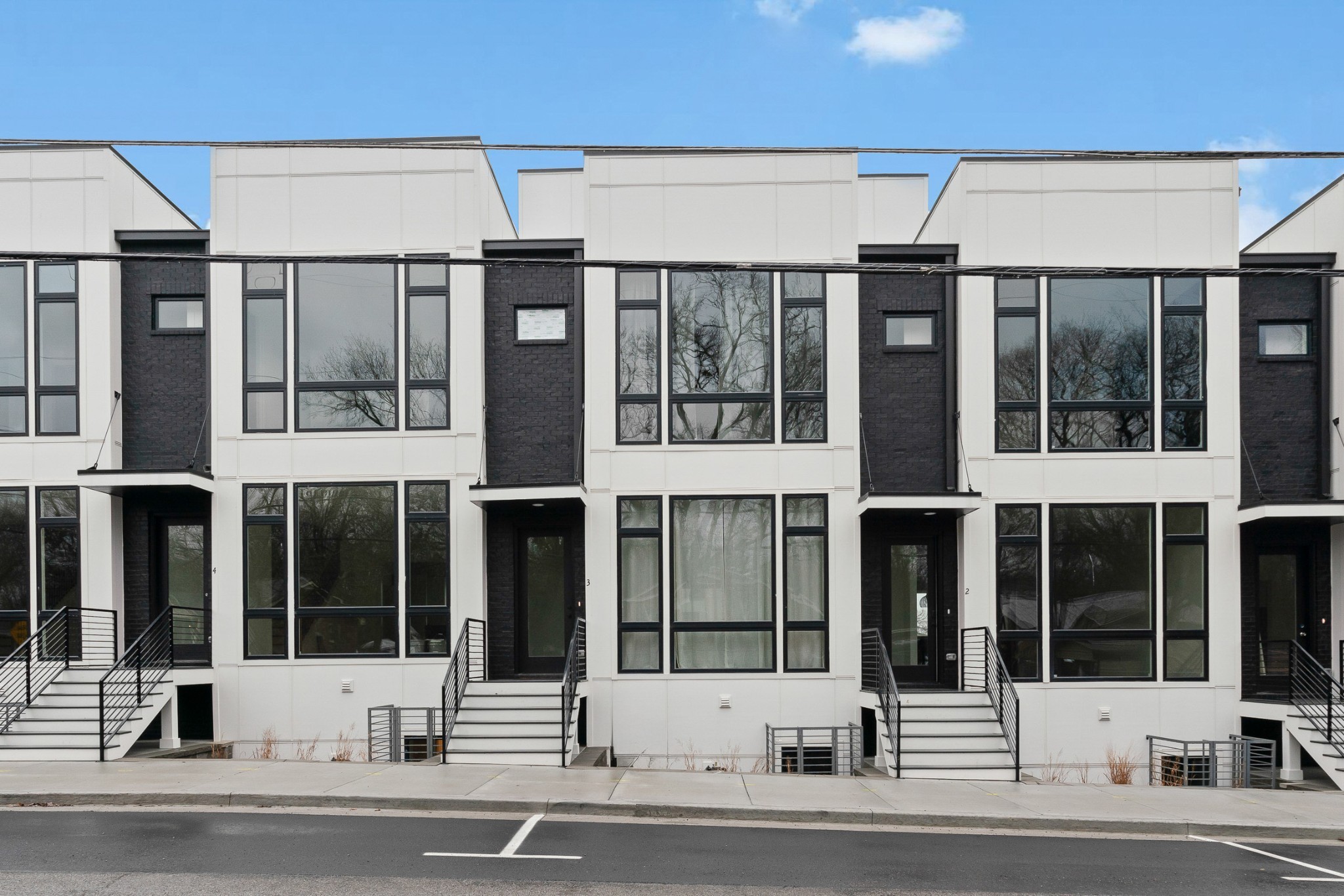 910 Youngs Ln Unit: 3