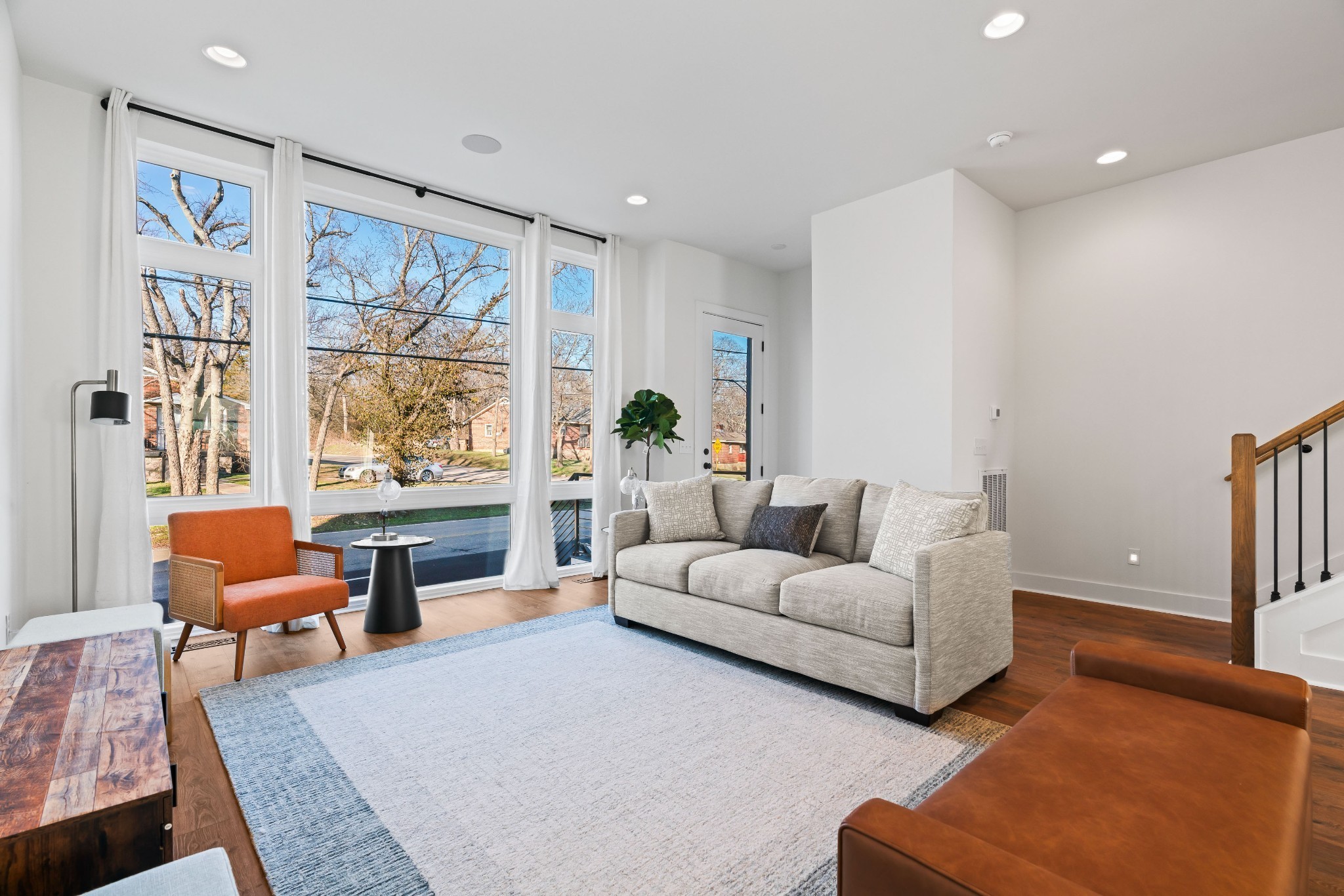 910 Youngs Ln Unit: 3