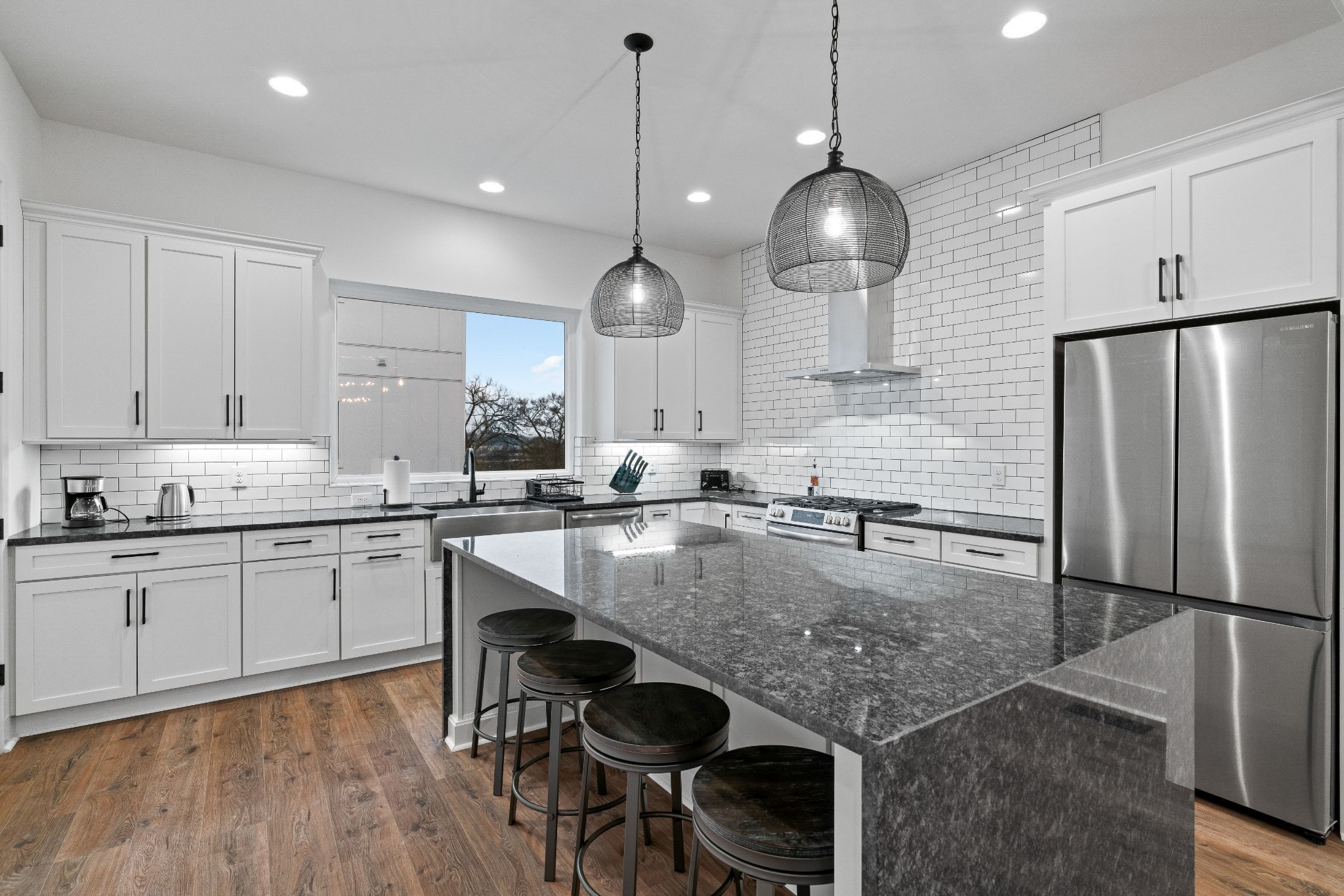 910 Youngs Ln Unit: 3