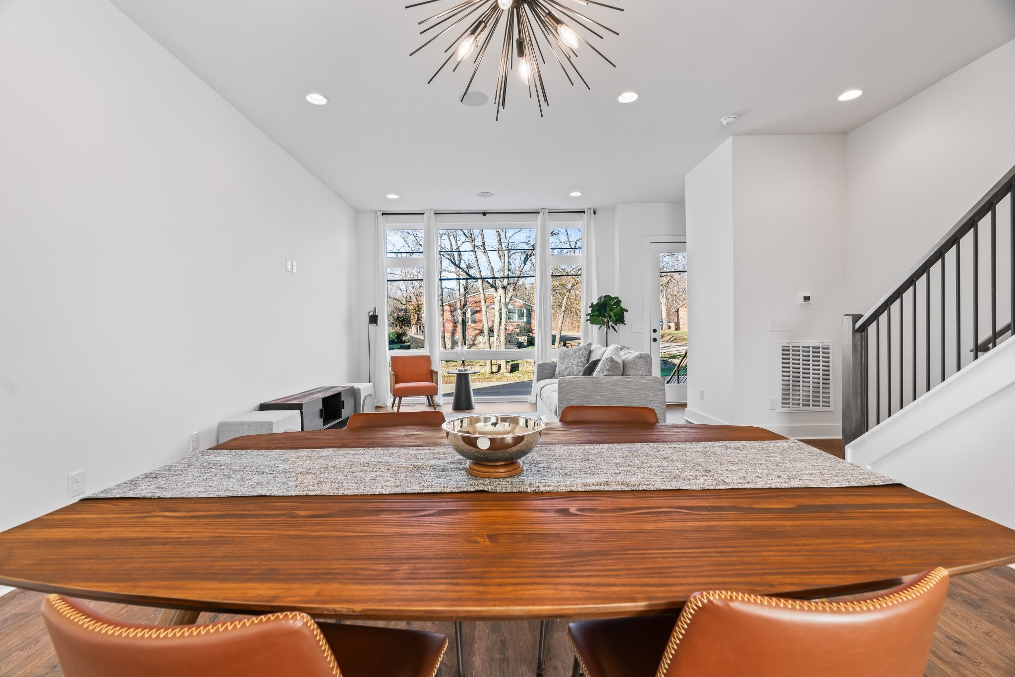 910 Youngs Ln Unit: 3