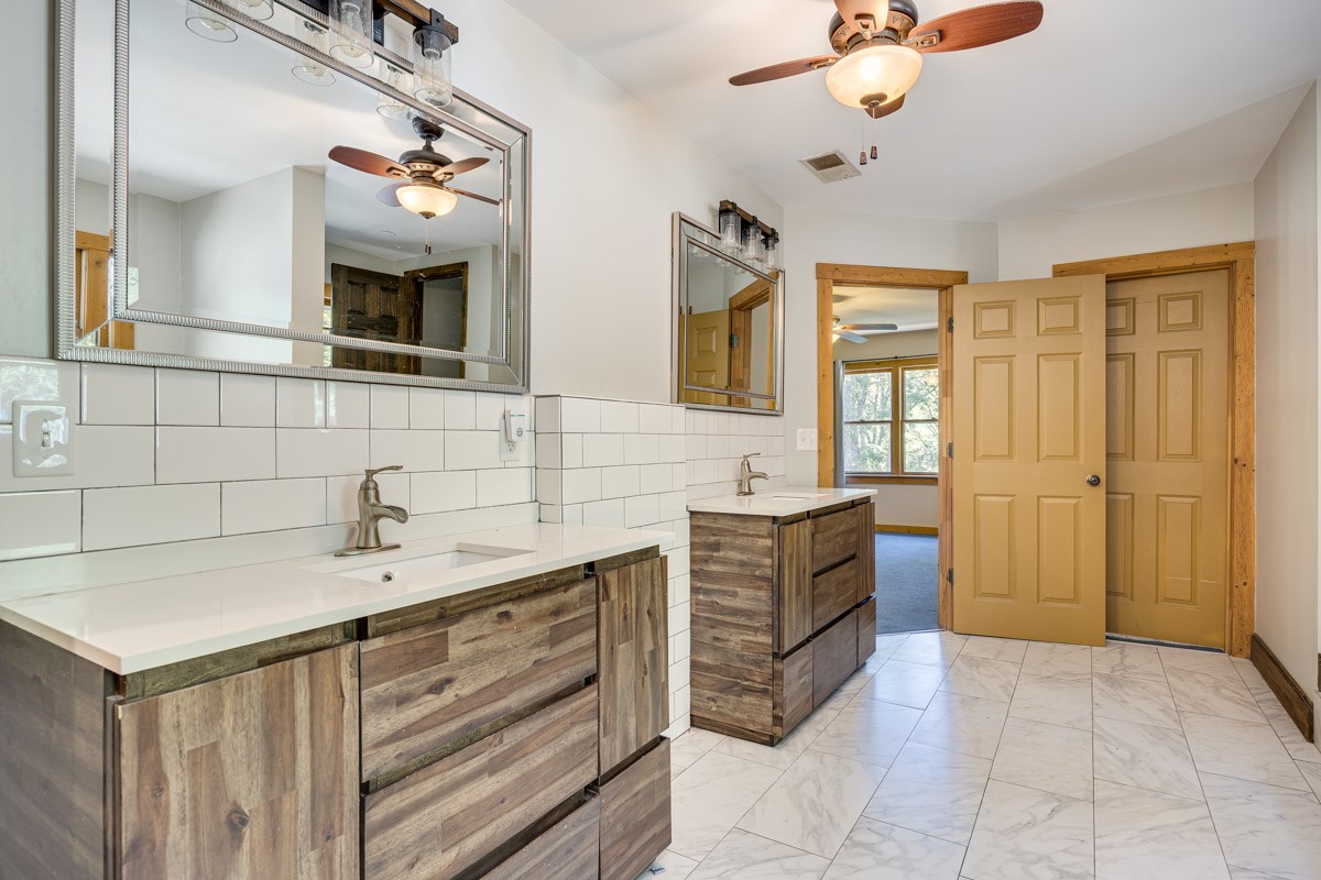 1762 Burke Hollow Rd