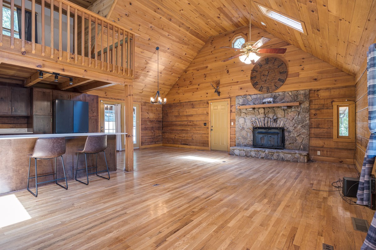 1762 Burke Hollow Rd