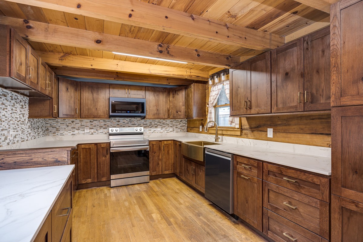 1762 Burke Hollow Rd