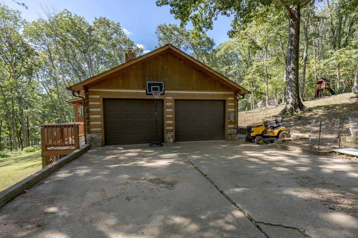 1762 Burke Hollow Rd
