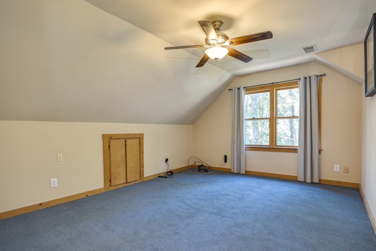 1762 Burke Hollow Rd