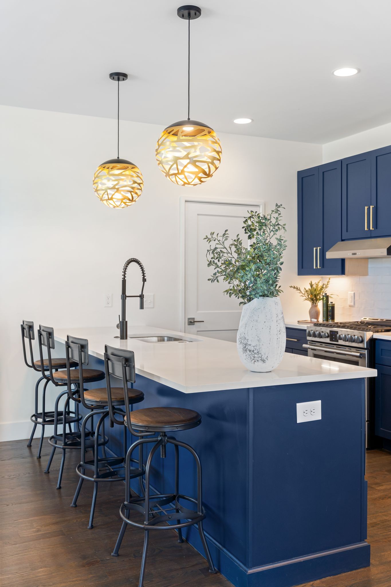 206 Ben Allen Rd Unit: 1