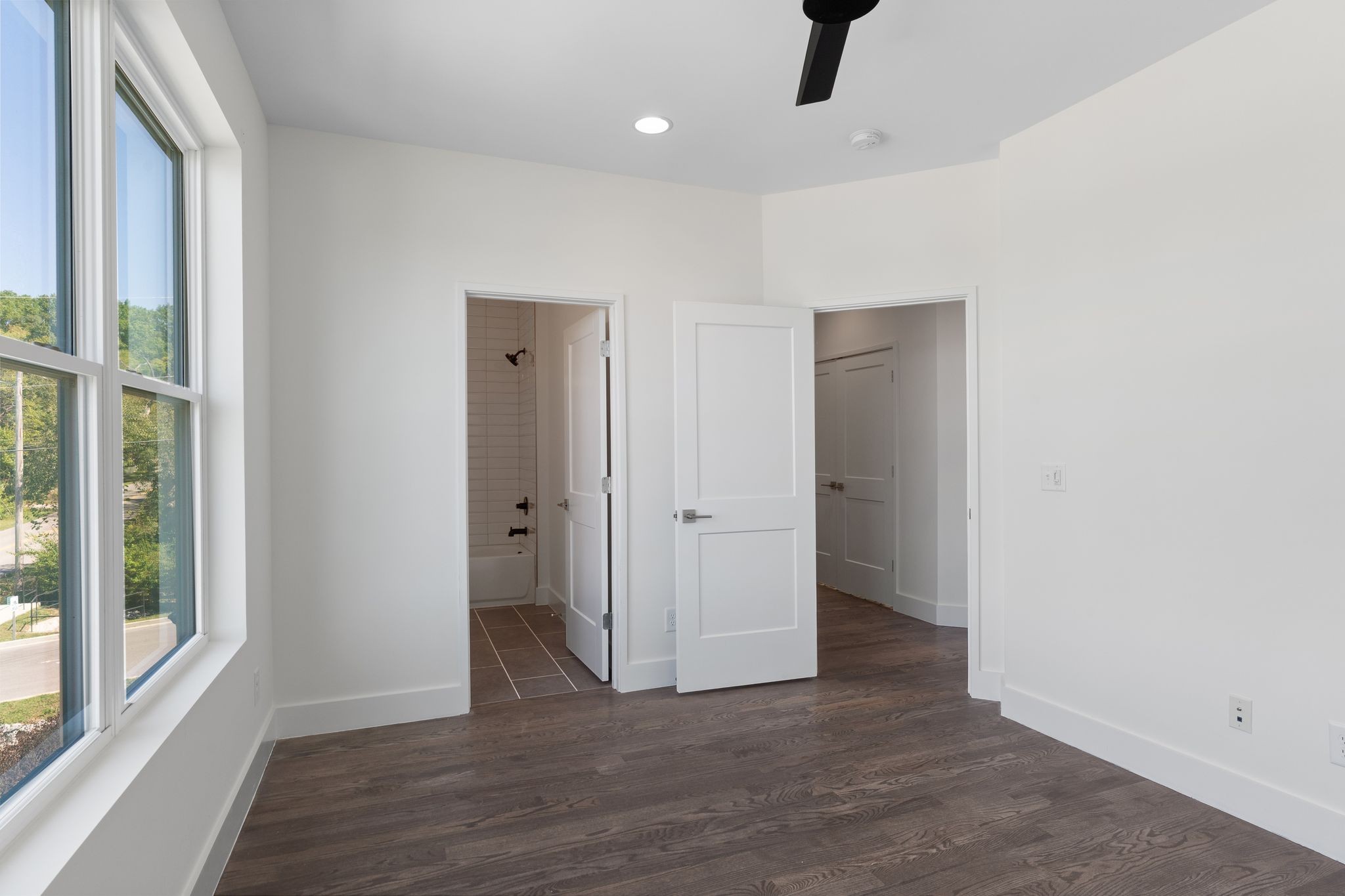 206 Ben Allen Rd Unit: 1