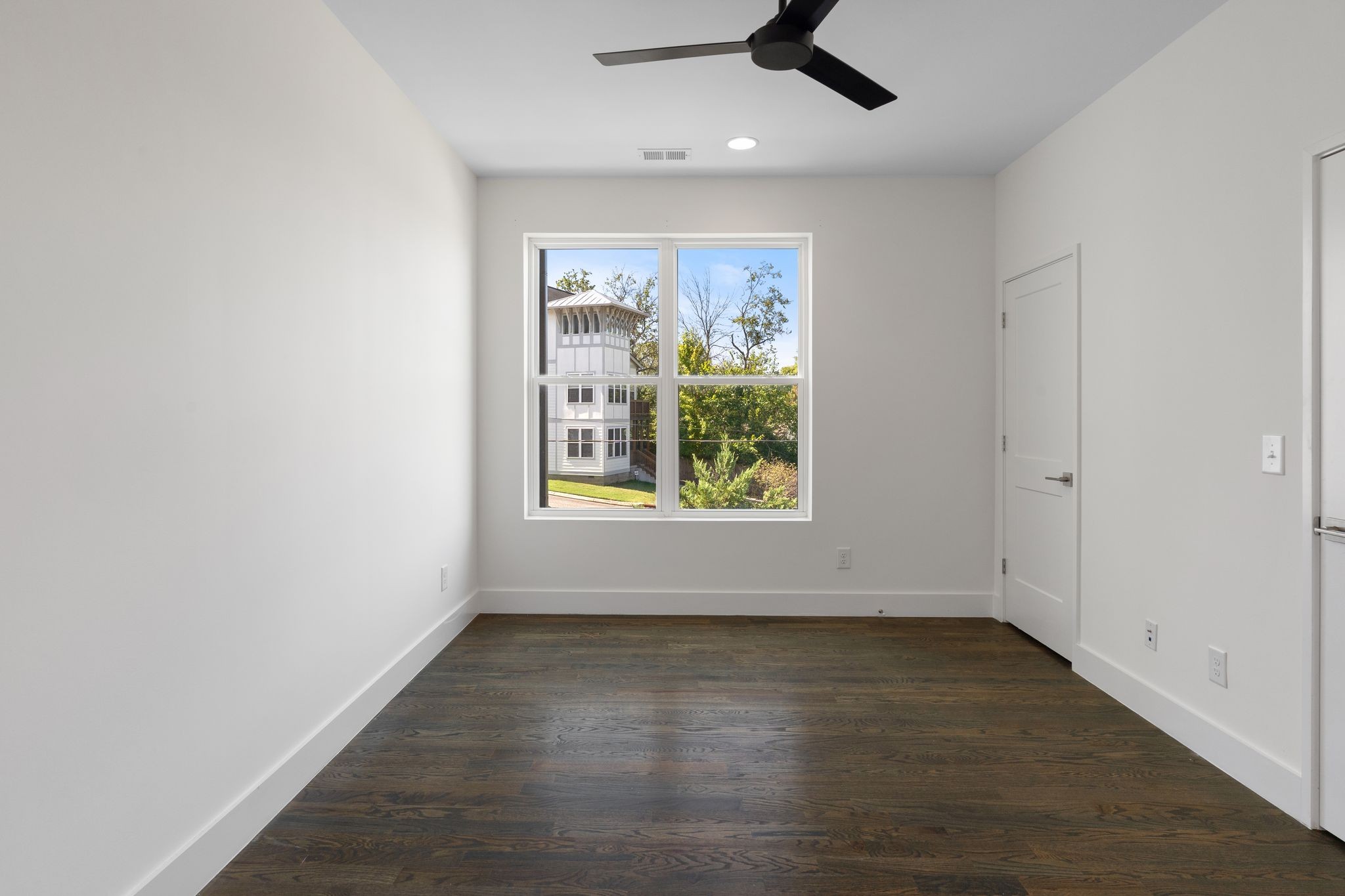 206 Ben Allen Rd Unit: 1