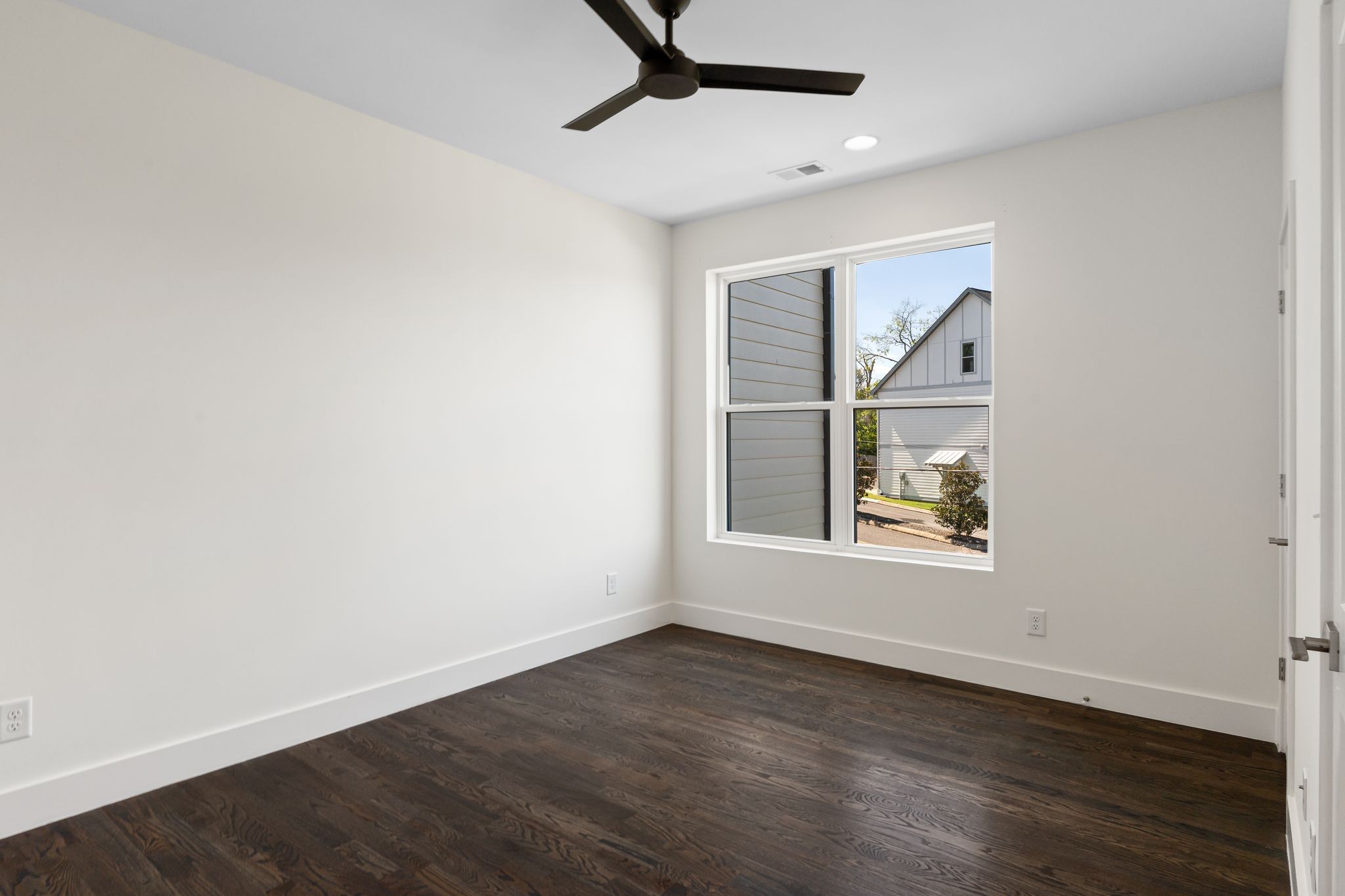 206 Ben Allen Rd Unit: 1