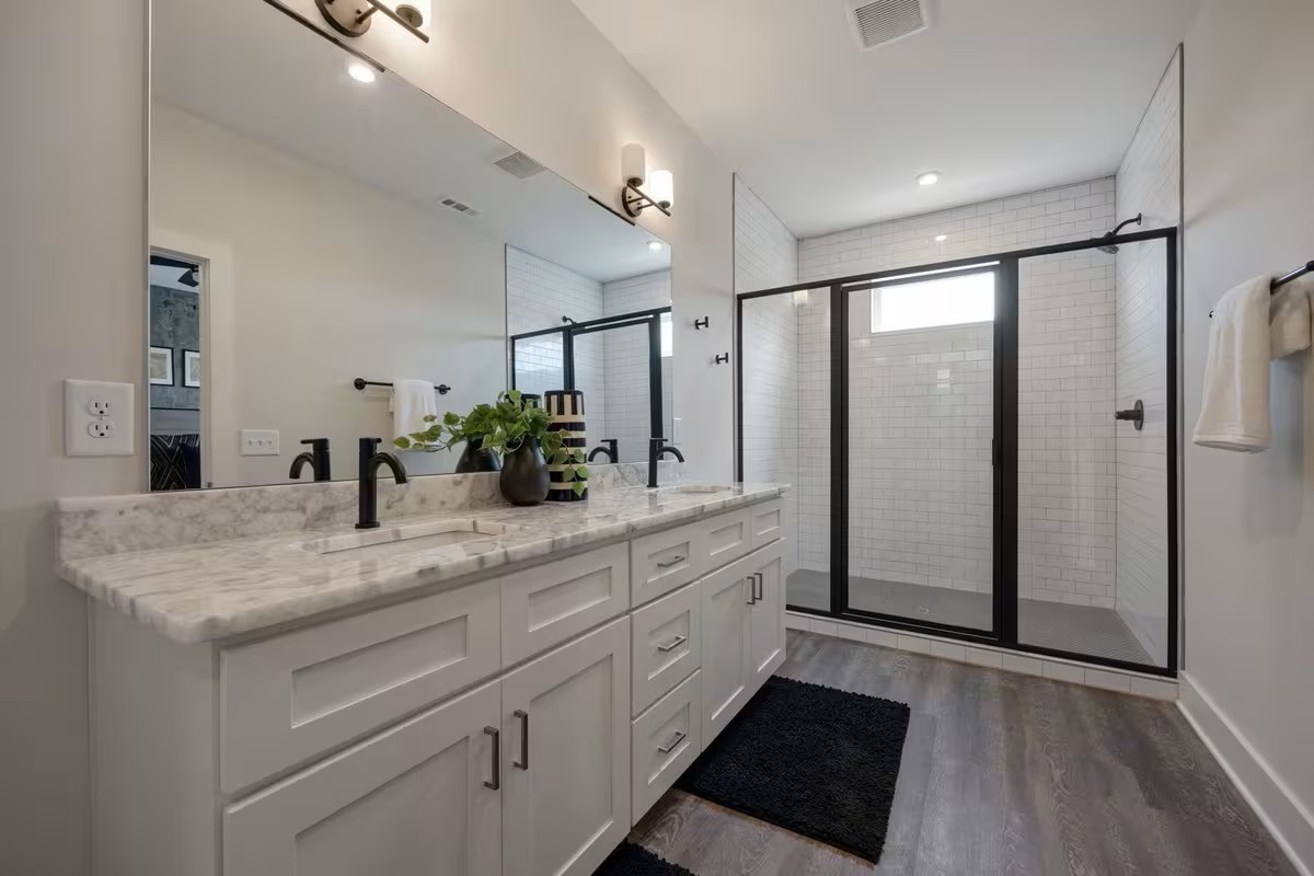 5631 Lenox Ave Unit: 14 Units