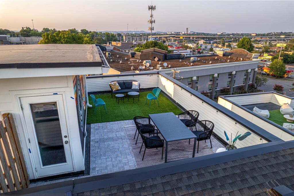 5631 Lenox Ave Unit: 14 Units