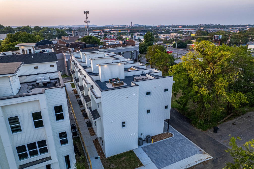 5631 Lenox Ave Unit: 14 Units